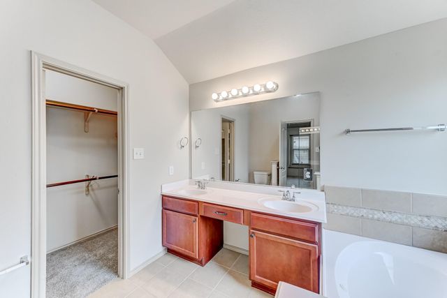 11710 Harristown Drive, Houston, TX 77047