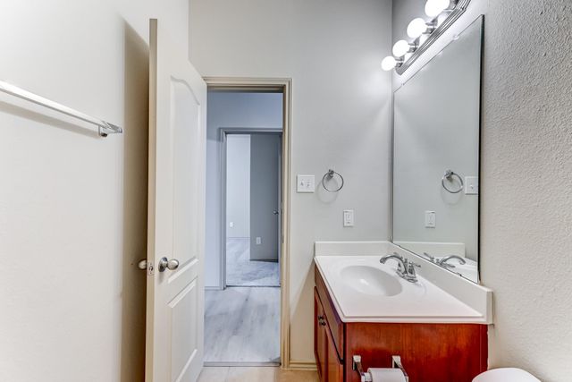 11710 Harristown Drive, Houston, TX 77047