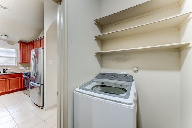 11710 Harristown Drive, Houston, TX 77047