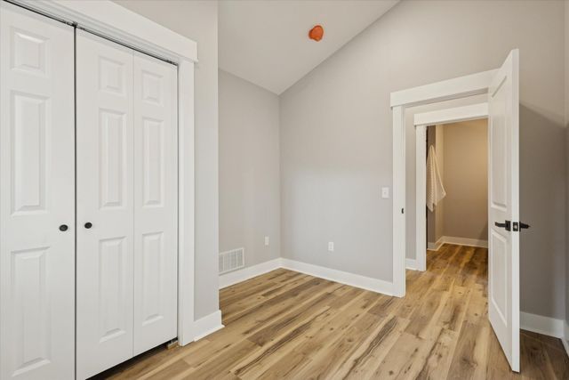 178 Maple Street NE, Rockford, MI 49341