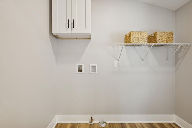 178 Maple Street NE, Rockford, MI 49341