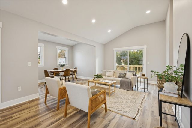 178 Maple Street NE, Rockford, MI 49341