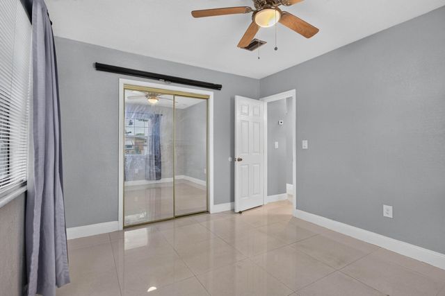 7571 LASALLE Boulevard, Miramar, FL 33023