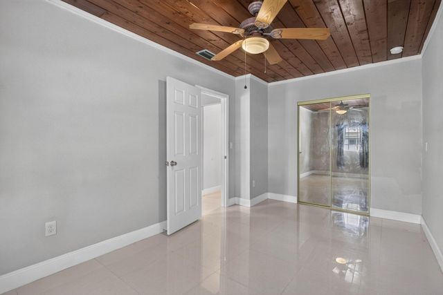 7571 LASALLE Boulevard, Miramar, FL 33023