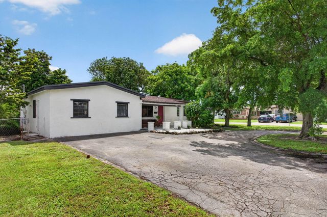 7571 LASALLE Boulevard, Miramar, FL 33023