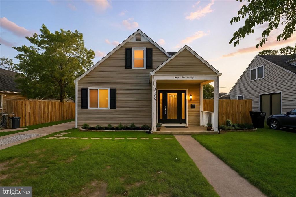 3408 SOLLERS POINT RD, Dundalk, MD 21222