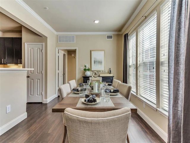 5445 Caruth Haven Lane 1426, Dallas, TX 75225
