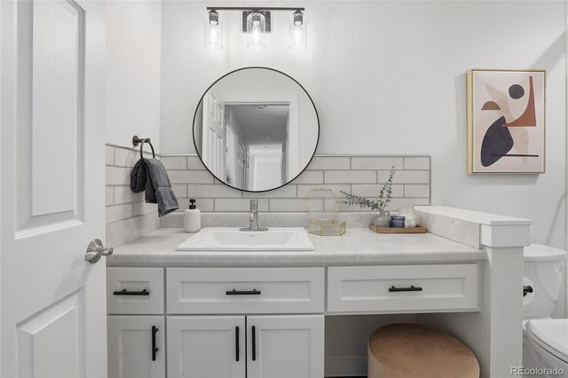 2301 E Fremont Avenue S10, Centennial, CO 80122