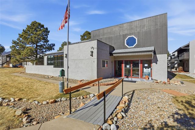 2301 E Fremont Avenue S10, Centennial, CO 80122