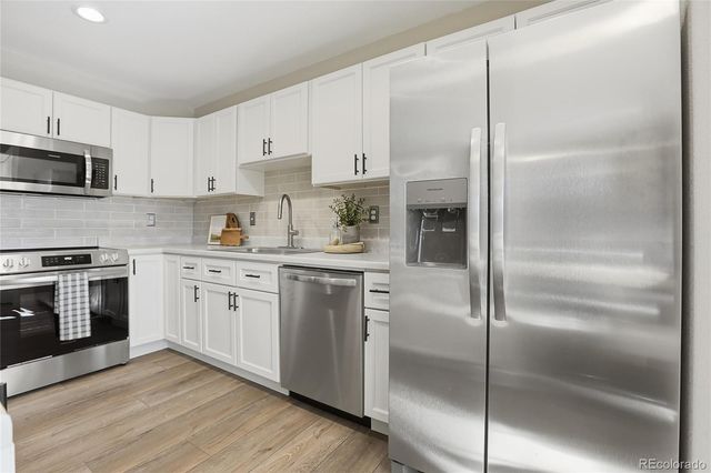 2301 E Fremont Avenue S10, Centennial, CO 80122