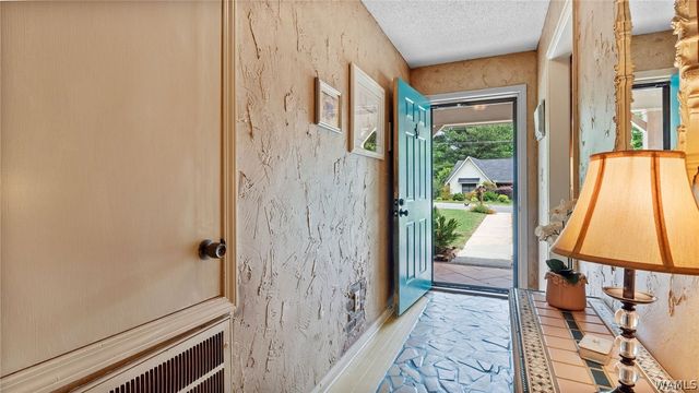 4506 Eastern Hills, Cottondale, AL 35453