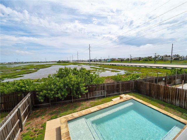100 Glover Blvd 103, Port Aransas, TX 78373
