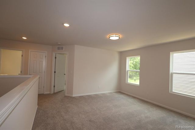 423 Hidden River, Holly, MI 48442
