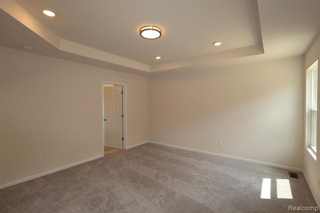 423 Hidden River, Holly, MI 48442