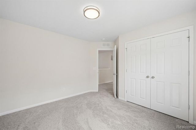 423 Hidden River, Holly, MI 48442