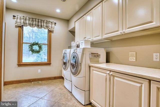 2431 6TH AVE, Hammonton, NJ 08037