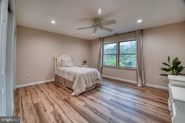 2431 6TH AVE, Hammonton, NJ 08037