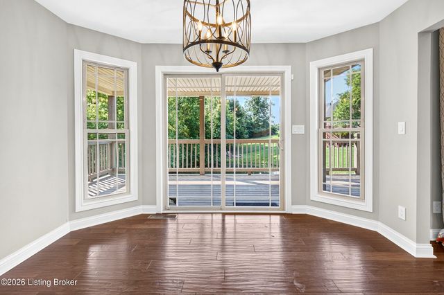 510 Academy Ridge Pl, Louisville, KY 40245