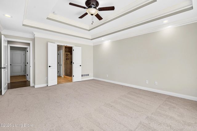 510 Academy Ridge Pl, Louisville, KY 40245