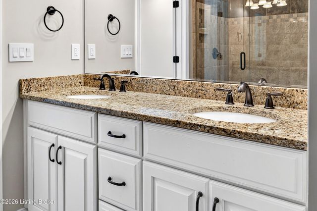 510 Academy Ridge Pl, Louisville, KY 40245