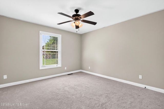 510 Academy Ridge Pl, Louisville, KY 40245