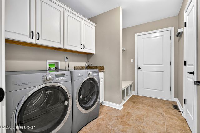 510 Academy Ridge Pl, Louisville, KY 40245