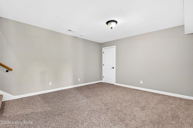 510 Academy Ridge Pl, Louisville, KY 40245