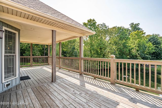 510 Academy Ridge Pl, Louisville, KY 40245