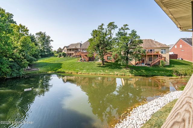 510 Academy Ridge Pl, Louisville, KY 40245