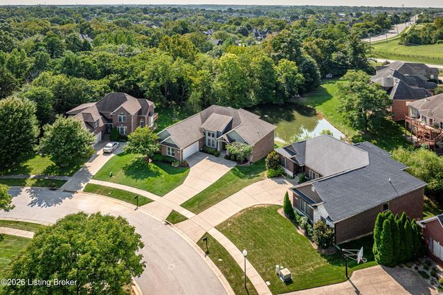 510 Academy Ridge Pl, Louisville, KY 40245