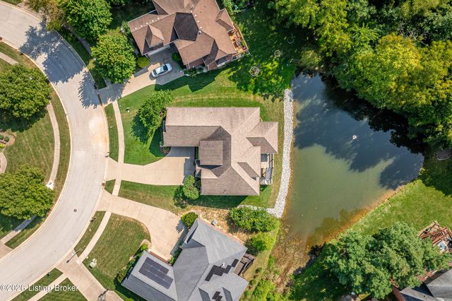 510 Academy Ridge Pl, Louisville, KY 40245