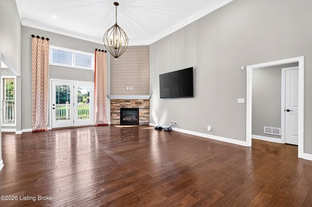 510 Academy Ridge Pl, Louisville, KY 40245