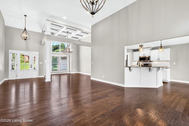 510 Academy Ridge Pl, Louisville, KY 40245