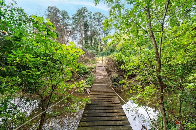 819 Gardenia Lane, Decatur, GA 30033