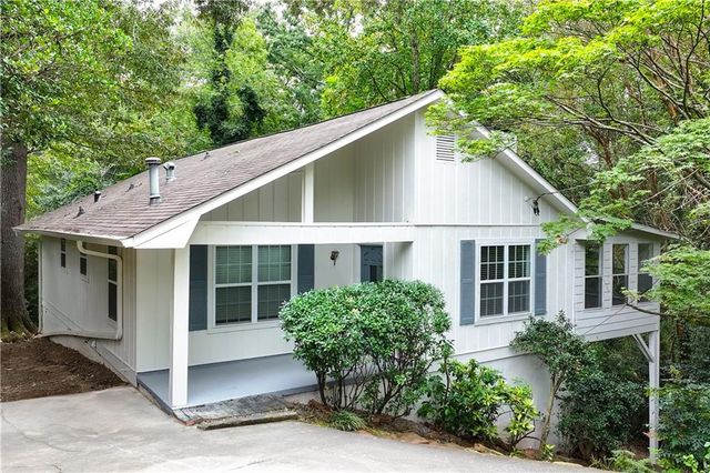 819 Gardenia Lane, Decatur, GA 30033