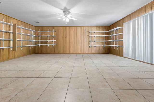 1107 Merry Oaks Drive, College Station, TX 77840