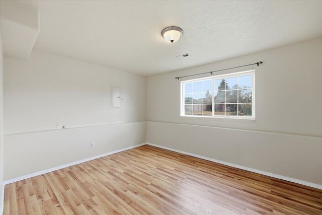 1405 E Sharpsburg Ave, Spokane, WA 99217
