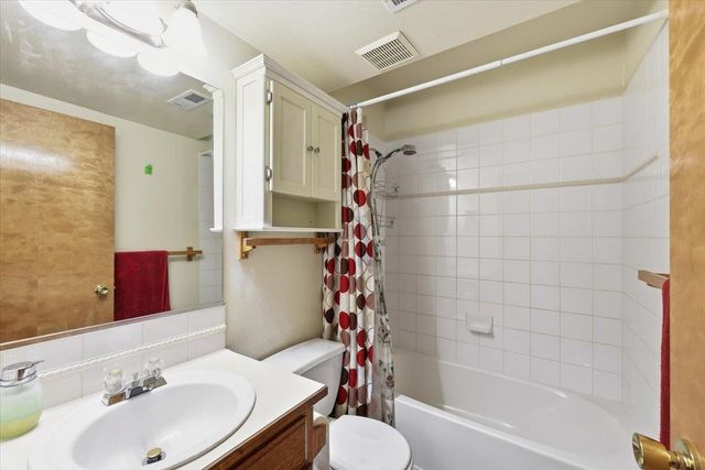 1405 E Sharpsburg Ave, Spokane, WA 99217