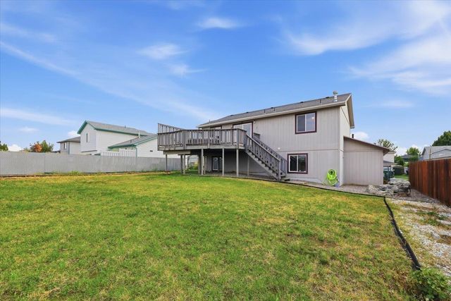 1405 E Sharpsburg Ave, Spokane, WA 99217