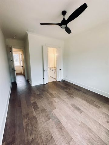 195 GRAND STEEPLE DR, Collierville, TN 38017