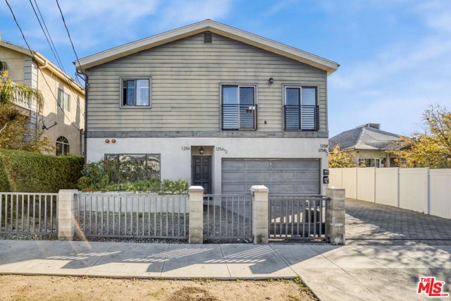 1256 N Hobart Boulevard, Los Angeles, CA 90029