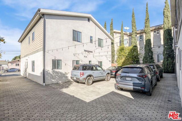 1256 N Hobart Boulevard, Los Angeles, CA 90029