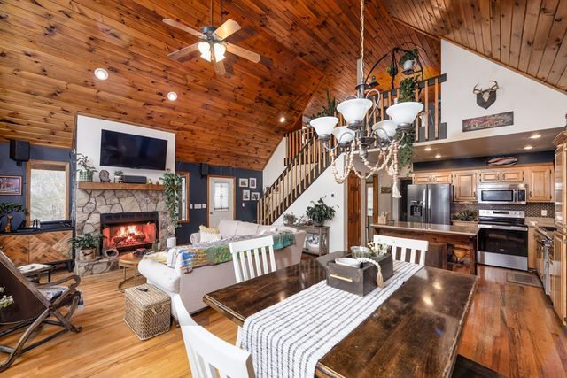 39 Red Bud Lane, Murphy, NC 28906