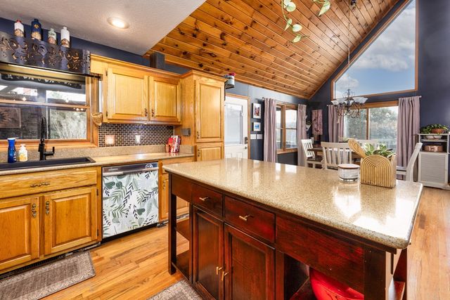 39 Red Bud Lane, Murphy, NC 28906