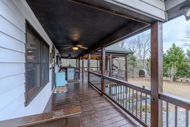 39 Red Bud Lane, Murphy, NC 28906