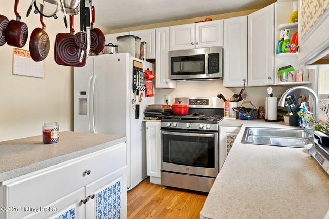 11101 Deer Haven Ct, Louisville, KY 40229