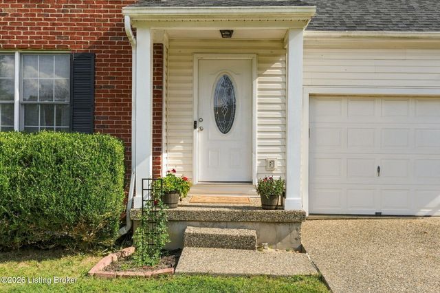 11101 Deer Haven Ct, Louisville, KY 40229