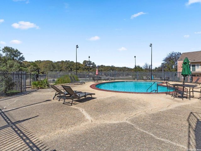 11610 Vance Jackson Rd Apt 119, San Antonio, TX 78230