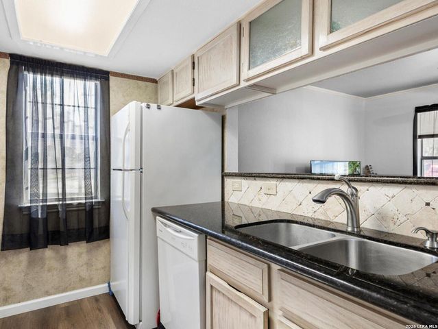 11610 Vance Jackson Rd Apt 119, San Antonio, TX 78230