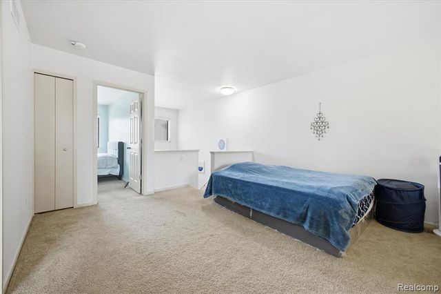 678 Highgate, Rochester Hills, MI 48307